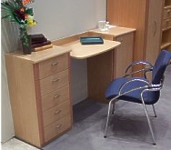 Schreibtisch III